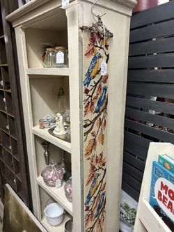 Lovely Unique Narrow Bird Tapestry w/ Brass Ends