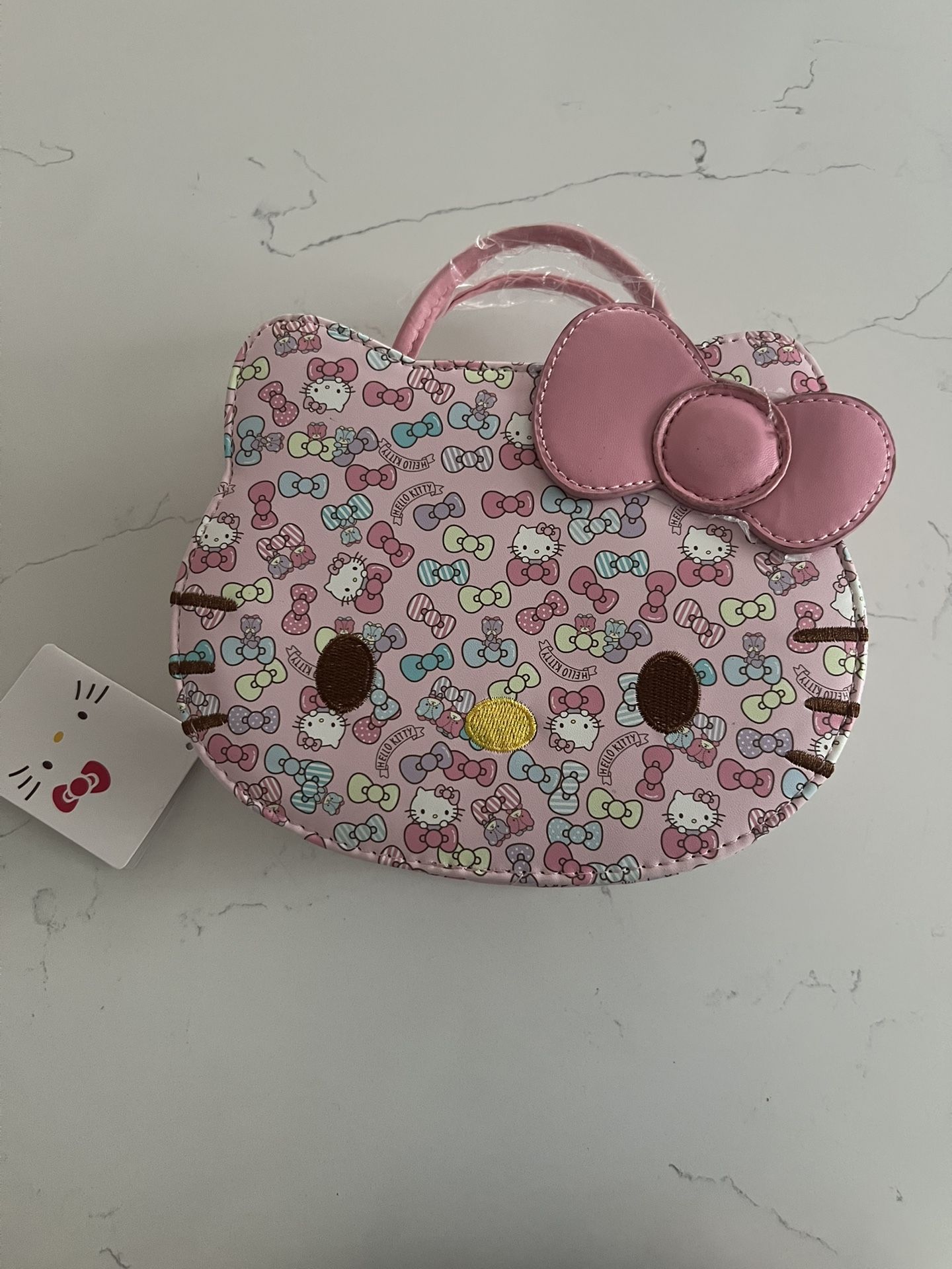 hello kitty purse