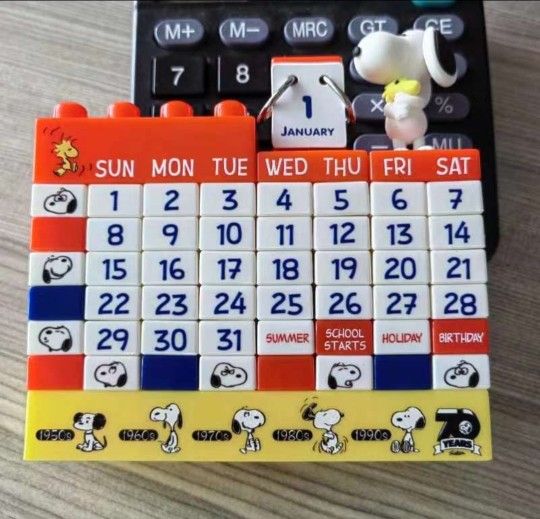 Sanrio characters & Snoopy perpetual educational block calendar