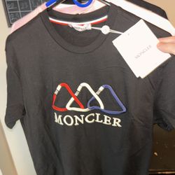 Moncler T Shirt
