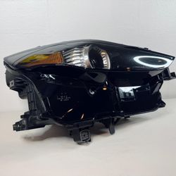 2020 - 2024 MAZDA CX-30 RH PASSENGER SIDE HEADLIGHT OEM