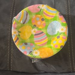 New Sealed Hobby Lobby Brother Sister Design Studio  Easter 20 Count Plates 