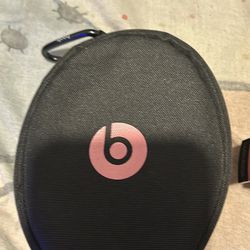 Beats Solo 3s Rose Gold