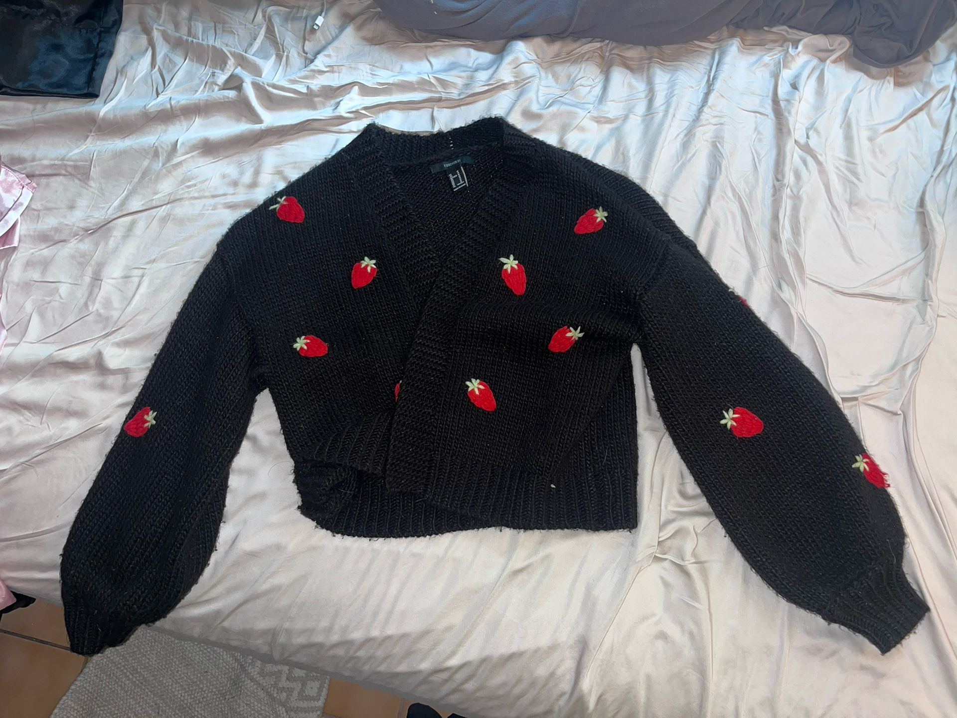 Forever 21 Small Strawberry Sweater Cardigan