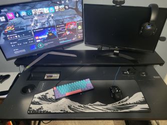 Small desk