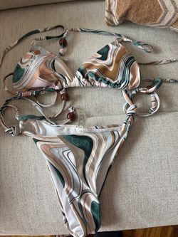 Size small 2Pc
