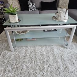 Table /Entertainment Center