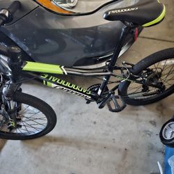 Cannondale Mountain Bike