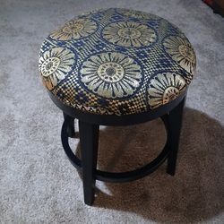 Oversized Stool 19.5 Diameter 