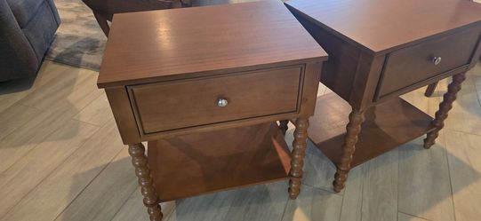 Matching Set of 2 Solid Wood Nightstands – Brand New