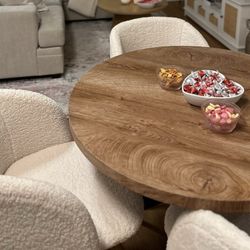 Table Setting And Chairs 