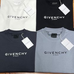 GIVENCHY SWEATSHIRT 