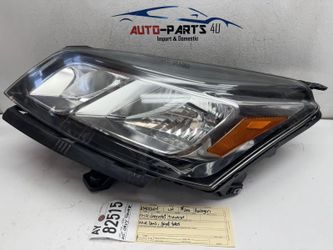 2013 - 2014 - 2016 -  2017 CHEVROLET TRAVERSE LEFT DRIVER HALOGEN HEADLIGHT OEM AY82515