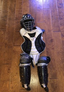 Easton youth 13 catchers gear