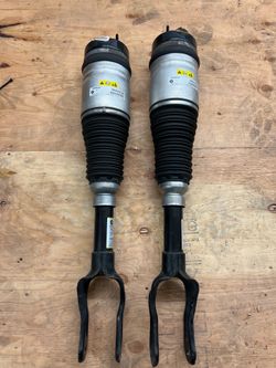 2011-2015 Jeep Grand Cherokee with Quadra-Lift Air Suspension Front Driver & Passenger Side 2 Piece Air Shock Set