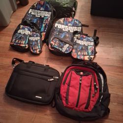BACKPACKS AND LAPTOP BAG $5 EACH PICK UP IN SUN VALLEY 