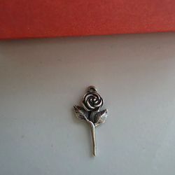 James avery rose charm