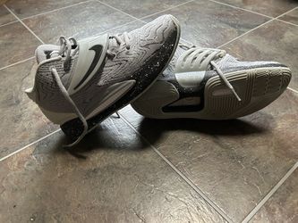 Youth Basketball shoes-6y