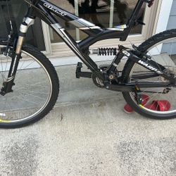 Giant DS2 Full Suspension Super Nice Bike