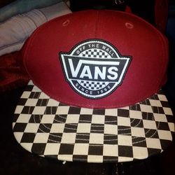 Brand New Maroon  VANS OFF THE WALL HAT FOR YOUTH W/ Checkered Bill