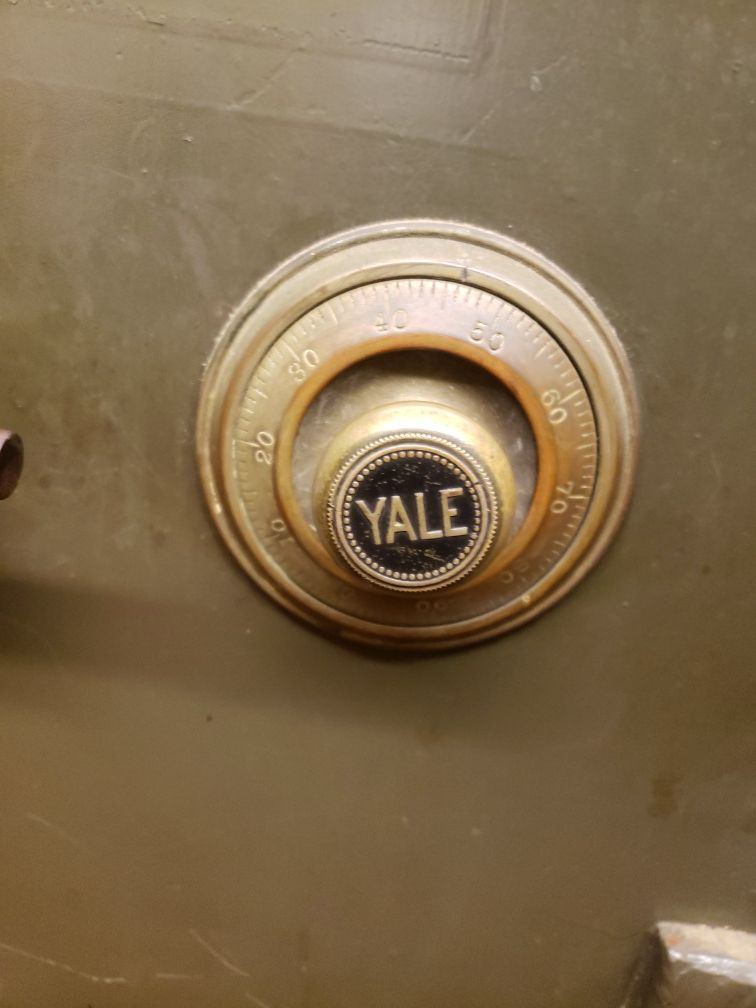 Safe box