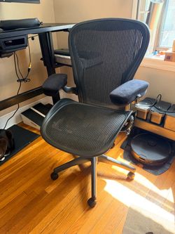 Herman Miller Aeron Classic Office Chair - Size C (Large) - $400 OBO