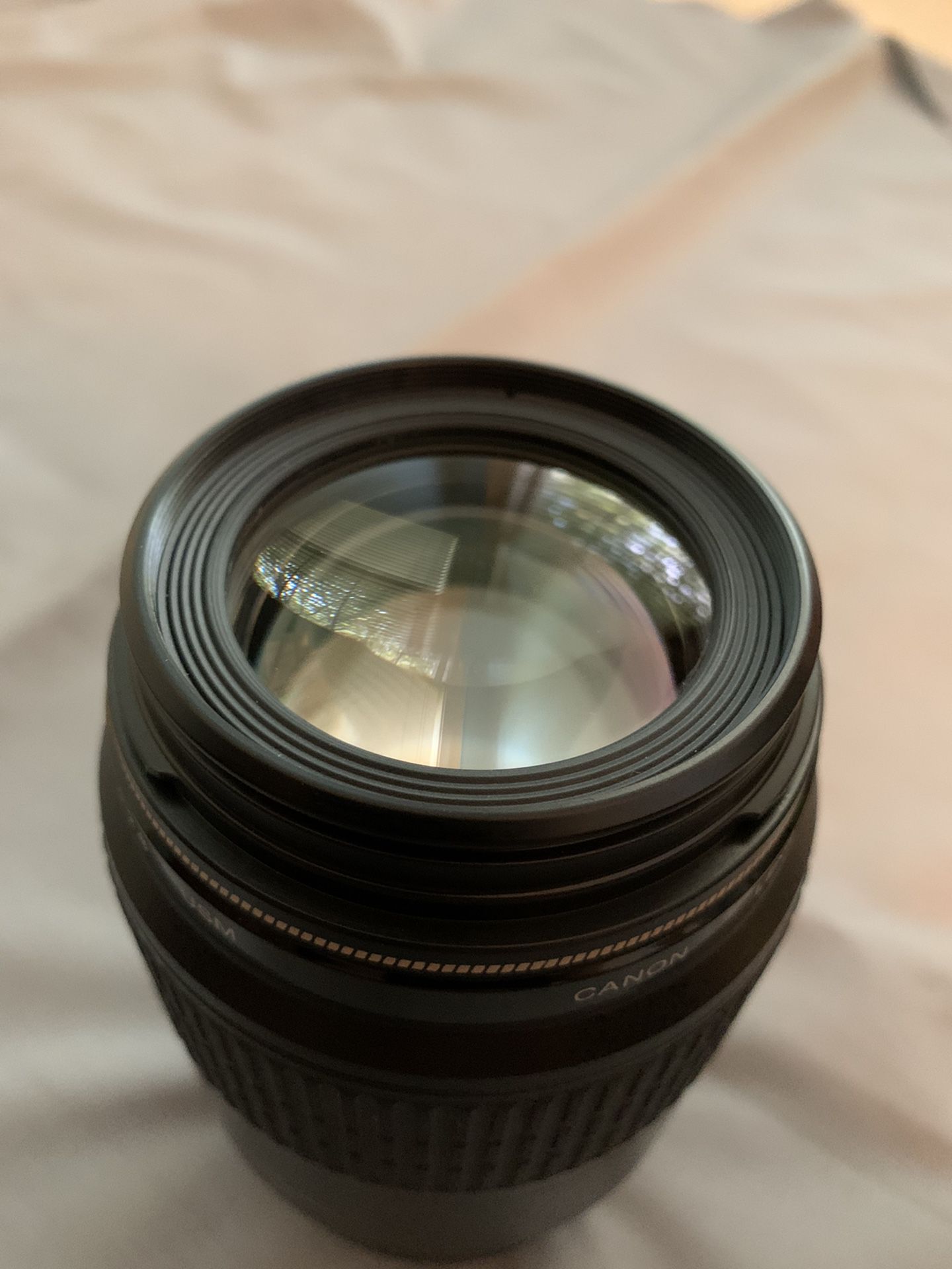 Canon EF 100mm f/2.8 Macro USM Fixed Lens for Canon SLR Cameras