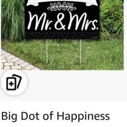 MR & MRS SIGN 