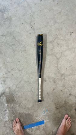 30in -5 Easton Black Magic USSSA