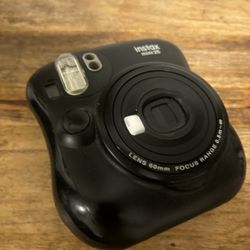 FujiFilm Black Insta camera 