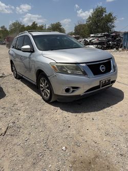 2014 Nissan Pathfinder for PARTS - PARTES