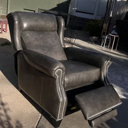 Ethan Allen Power Tech Recliner