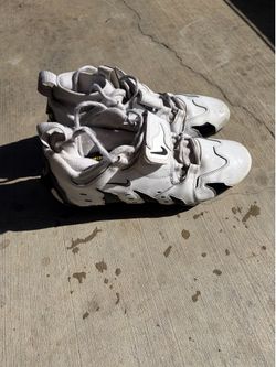 Deion Sanders cleats Size 10
