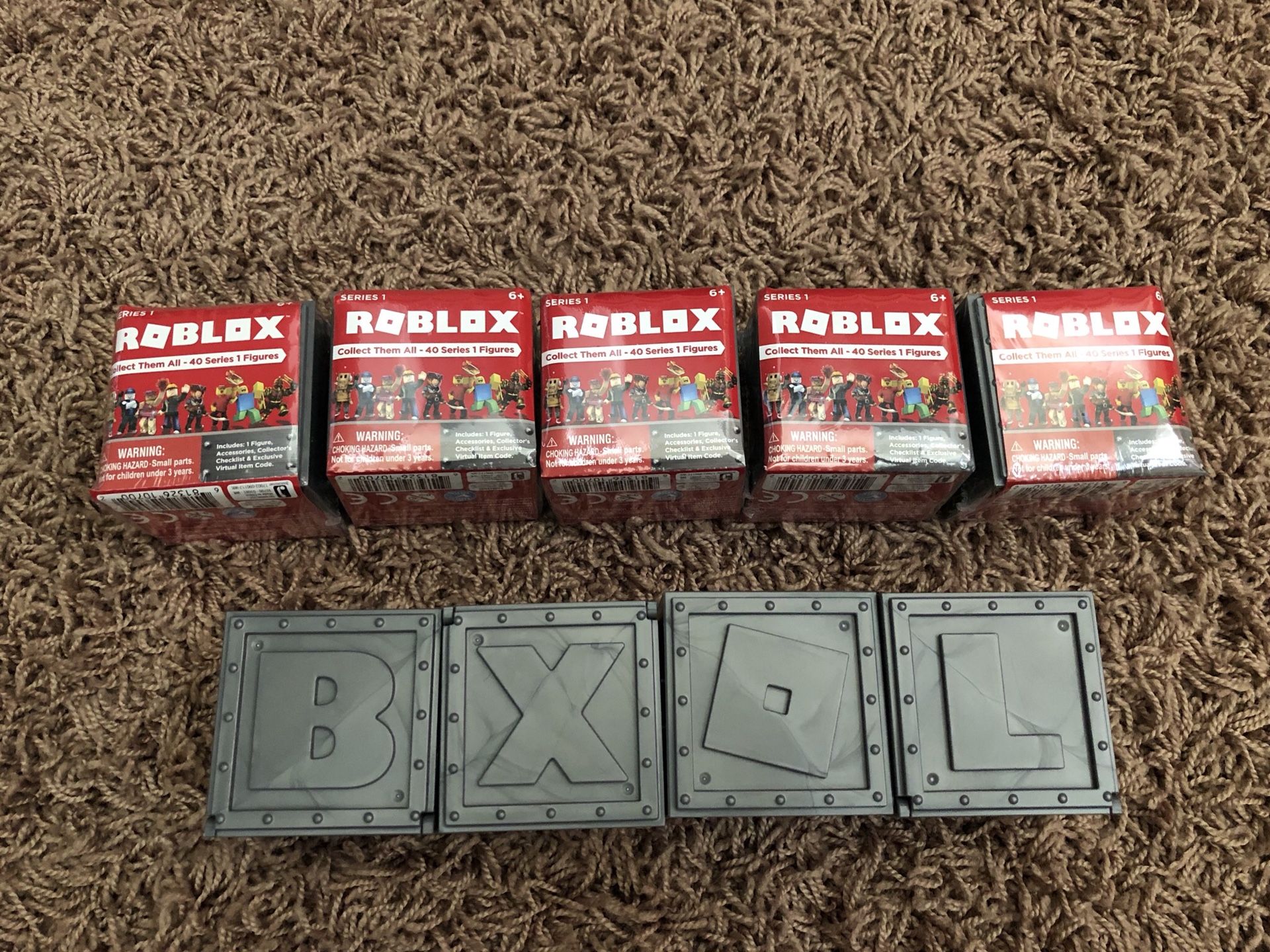 New ROBLOX surprise box toys for kids