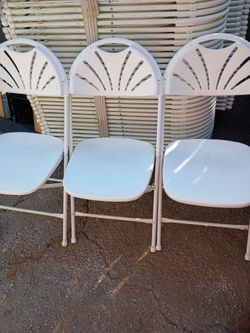 Fan back Folding Chairs (25)