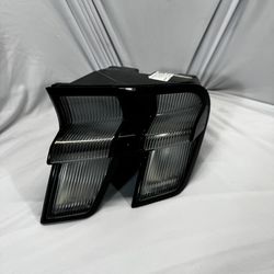 2021 2022 2023 2024 Ford Mustang Mach E quarter tail Light Right Passenger