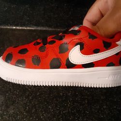 Nike children 8c Great Condition 