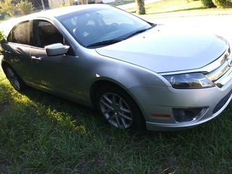 Ford Fusion 2010 SE.
