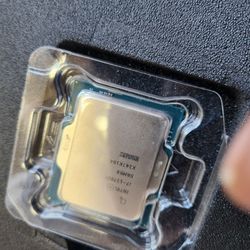 Intel i7 13700k