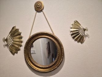 Wall decor