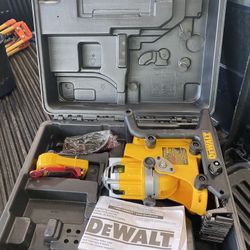 DEWALT DW073 18V Cordless Manual Level Laser