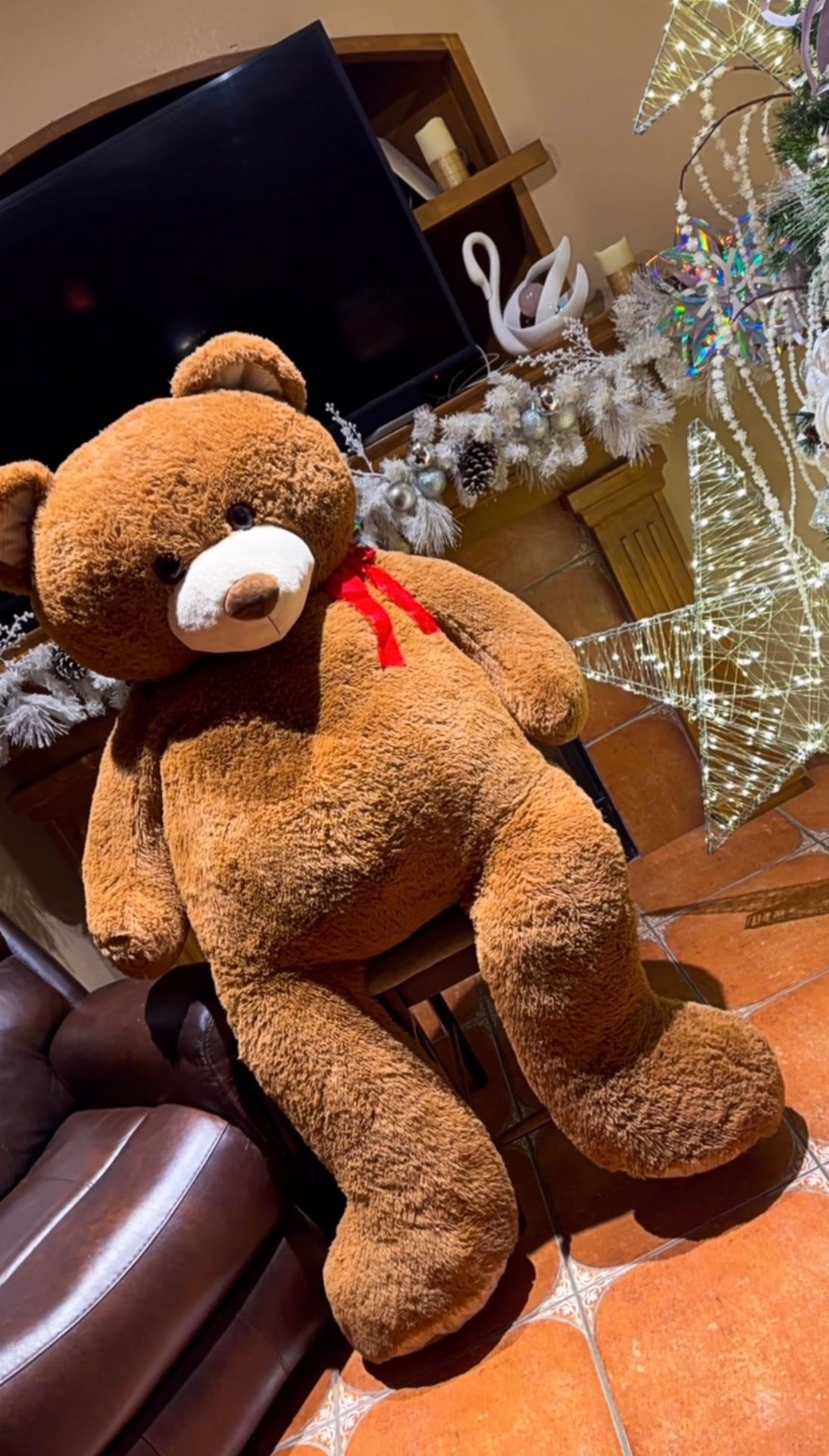 Giant Teddy Bear 