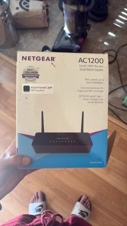 Netgear Smart WiFi router AC1200 dual brand gigabit