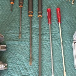 MAC TOOL Pry Bar Set/ Harbor Freight 16" Screw Drivers