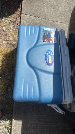 Big cooler for drinks and food