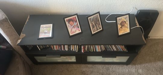 Entertainment dresser