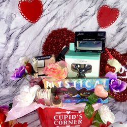 VALENTINES DAY MAKEUP GIFT BASKET