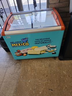 Ice cream freezer
