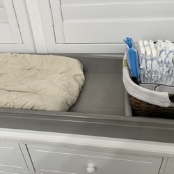 Kingsley Changing Station Topper