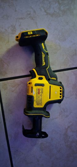Dewalt  Saw